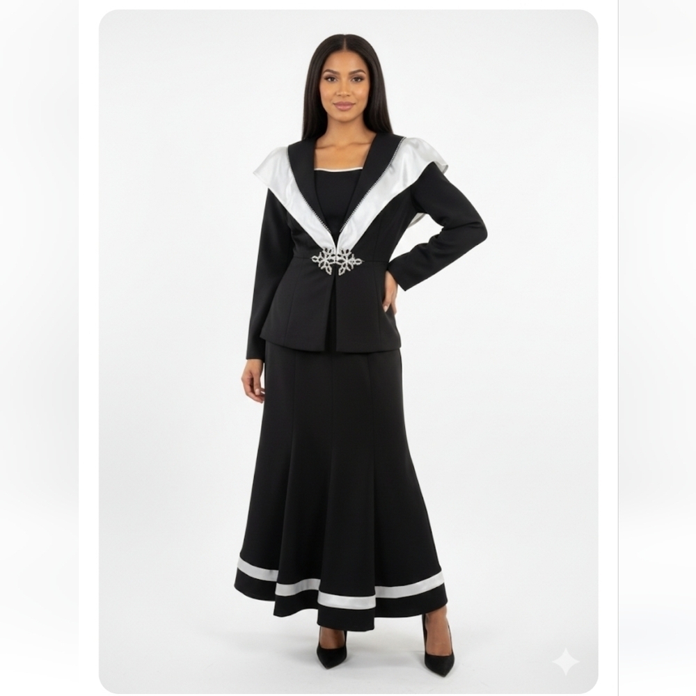 Susanna Elegant Black and White Women's Skirt Set Size 8